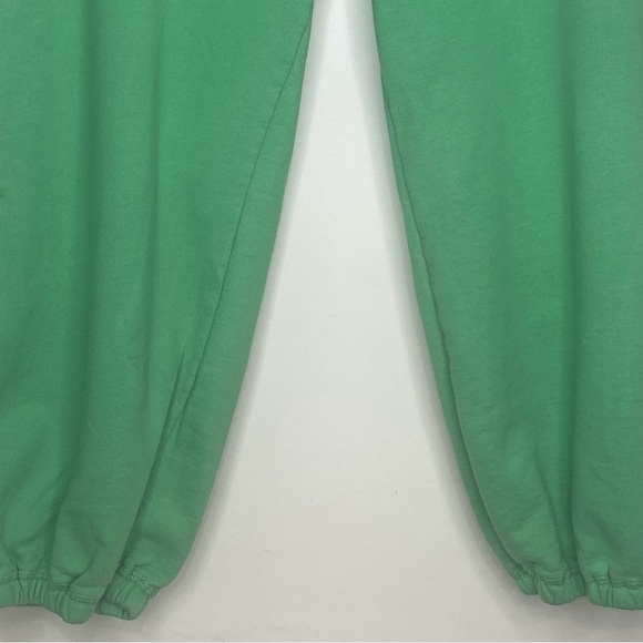 Mike’s Women’s Capri Sweatpants M Green White Paisley w/90 On Leg No Drawstring - Picture 2 of 10
